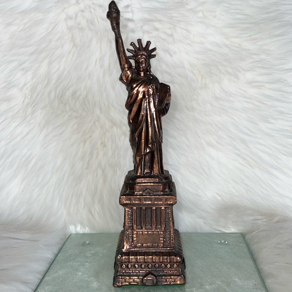 Bronze Statue of Liberty Figurine
